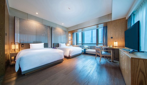 Habitación Deluxe, 2 camas de matrimonio, vistas al río