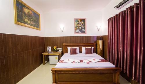 Habitación Deluxe doble, 1 cama de matrimonio grande, vistas al jardín