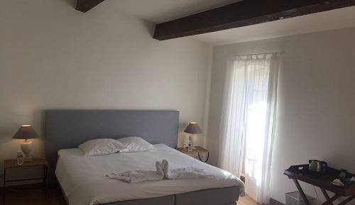 Suite Deluxe, baño privado, vistas al jardín