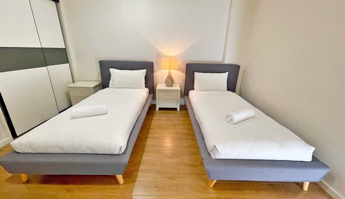 Apartamento, 2 habitaciones, balcón