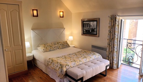 Habitación superior, 1 cama de matrimonio (2 pers Colbert)