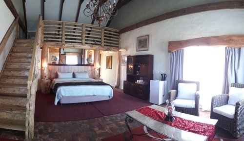 Luxury Stable Suite with Sea View, Pool Access