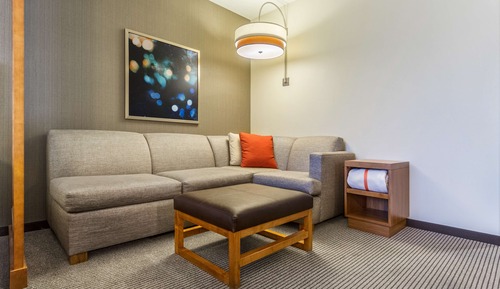 Habitación estándar (Two Queen Beds, Plus Sofa Bed)