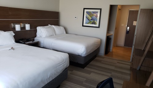 Habitación estándar, 2 camas de matrimonio (Communications Accessible)