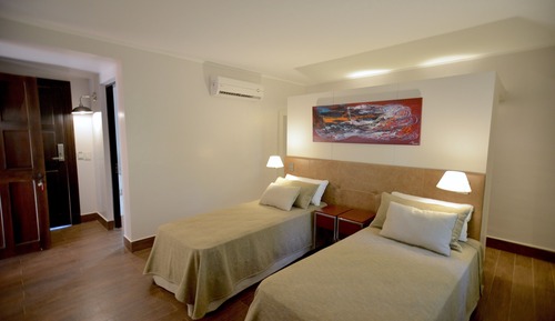 Habitación Deluxe con 1 cama doble o 2 individuales