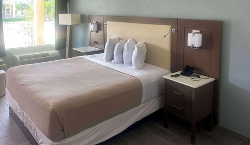 Habitación, 1 cama de matrimonio grande, accesible para personas con discapacidad, no fumadores