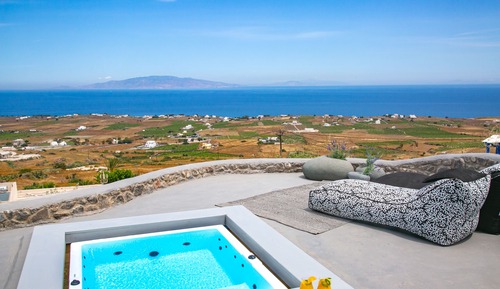 Luxury Cave Villa, Private Hot Tub, Sea View