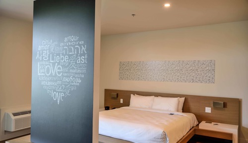 Suite junior, 1 cama de matrimonio grande con sofá cama, vistas al lago