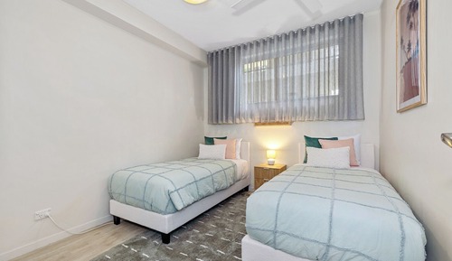 Apartamento exclusivo, 3 habitaciones, vistas a la piscina