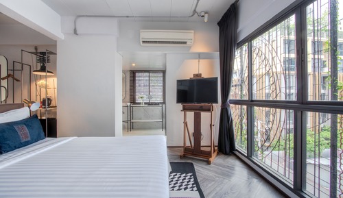 Superior King Room