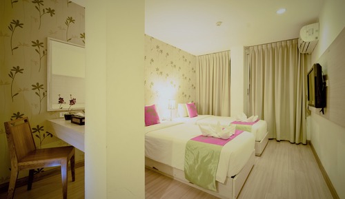 Habitación Deluxe con 2 camas individuales, balcón (Building 2)