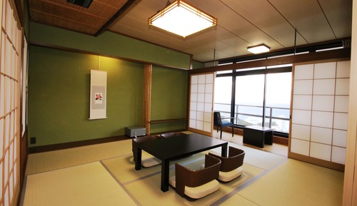 Suite tradicional, no fumadores, vistas al mar (Japanese&Western HB w/JP Dinner)