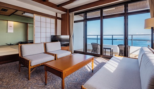 Suite tradicional, no fumadores, vistas al mar (Japanese&Western HB w/JP Dinner)