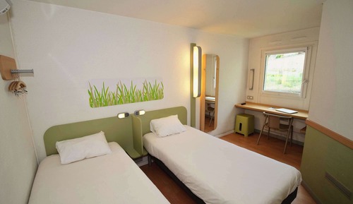 Habitación con 2 camas individuales, 2 camas individuales