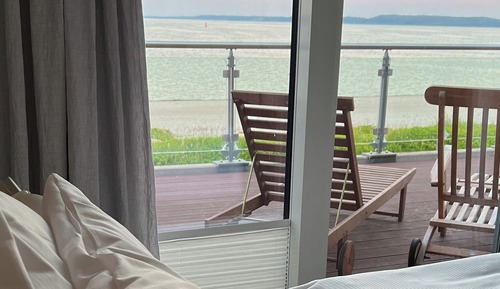 Ático, sauna, vistas al mar