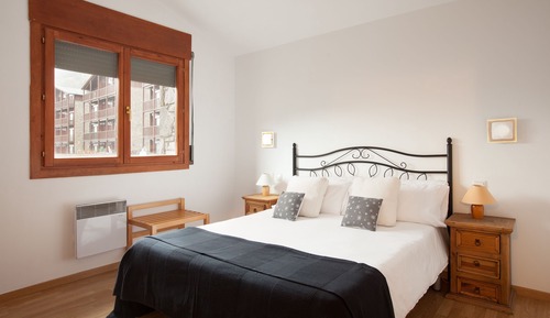 Apartamento, 2 habitaciones, balcón
