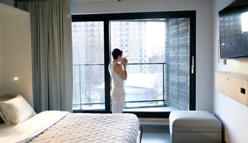 Estudio, 1 cama de matrimonio, balcón