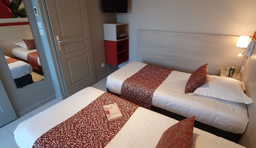 Habitación estándar con 2 camas individuales