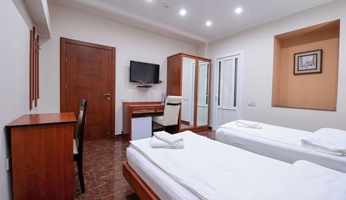Habitación estándar con 1 cama doble o 2 individuales, 1 habitación