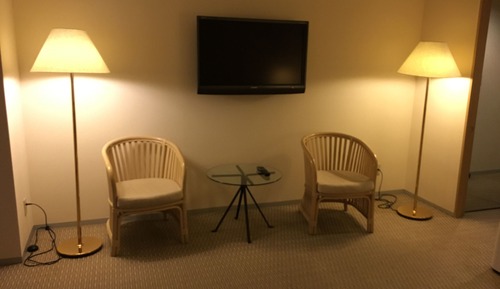 Suite (Semi)