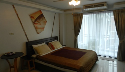 Suite estudio Deluxe, frigorífico y microondas, vistas a la piscina