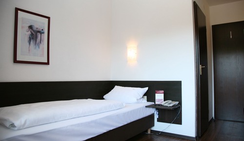 Habitación individual Confort, balcón (Main Building)