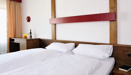 Habitación Confort doble, balcón (Main Building)