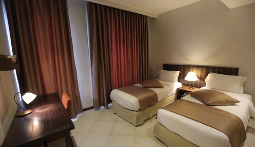 Apartamento Royal, 2 habitaciones, cocina básica, vistas a la ciudad