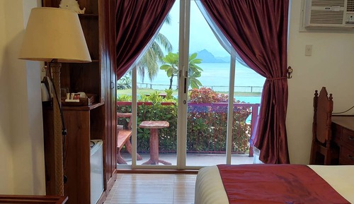 Habitación triple Premier, vistas al mar