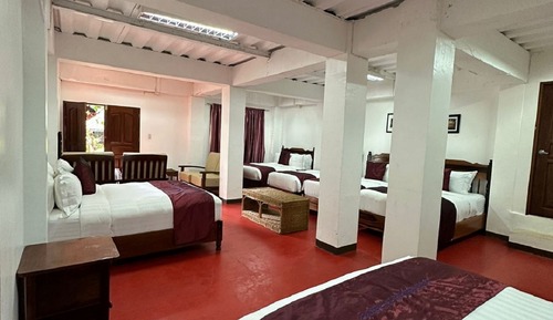 Dormitorio compartido, vistas al jardín