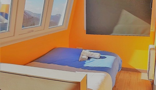 Apartamento exclusivo, 4 habitaciones, vistas a la montaña (Zona Baja - junto Pz. Pradollano)