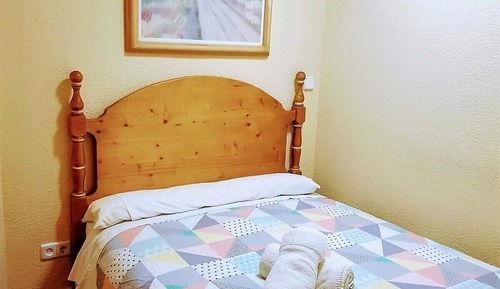 Apartamento superior, 3 habitaciones, vistas a la montaña (Zona Baja - Junto Pz. Pradollano)