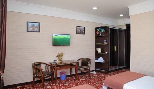 Twin Room, Park View