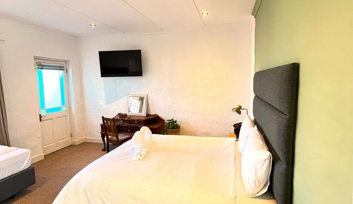 Comfort Double or Twin Room, Balcony, Bay View