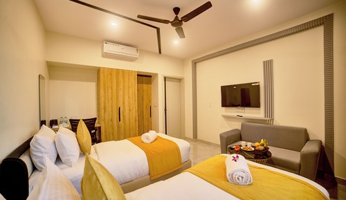 Luxury Double Room, City View