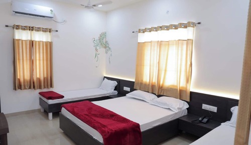 Deluxe Quadruple Room