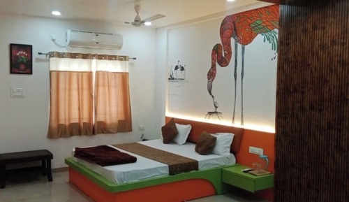 Senior Room