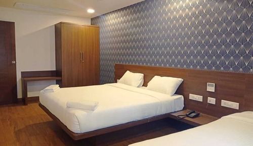 Family Room, City View