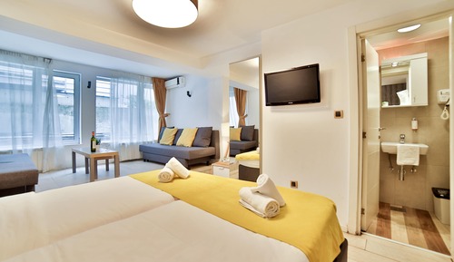 Deluxe Room, Garden View
