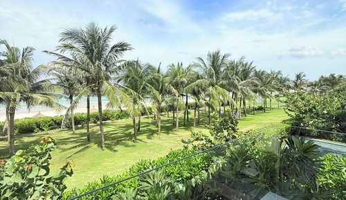 Panoramic Villa, Beachfront