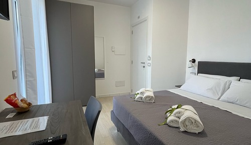 Deluxe Suite, Balcony