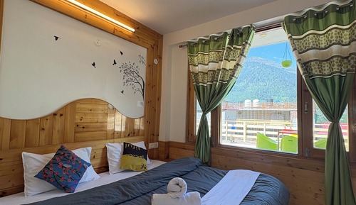 Premium Room, City View
