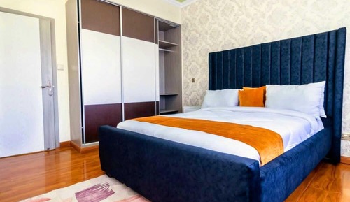 Apartment, 3 Bedrooms, Accessible, Smoking
