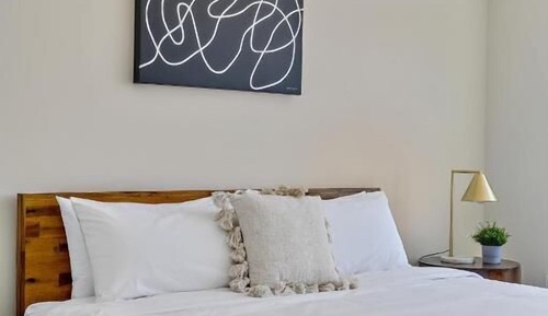 Condo, 3 Bedrooms, Mountain View
