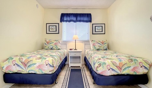 Condo, 2 Bedrooms, Balcony, Ocean View