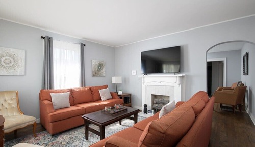 House, Multiple Beds, Patio, Garden View (4th St Little Blue in Bham)