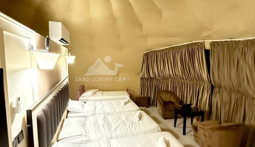 Luxury Quadruple Room, Balcony