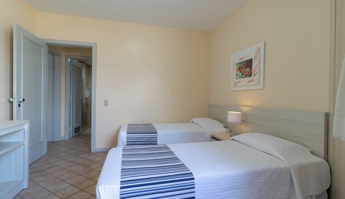 Deluxe Suite, Balcony, Beach View