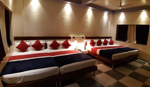 Luxury Room