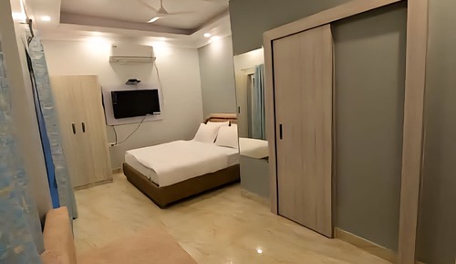 Executive Room